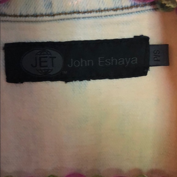 White Distressed Sleeveless Jean Jacket - Picture 4 of 4